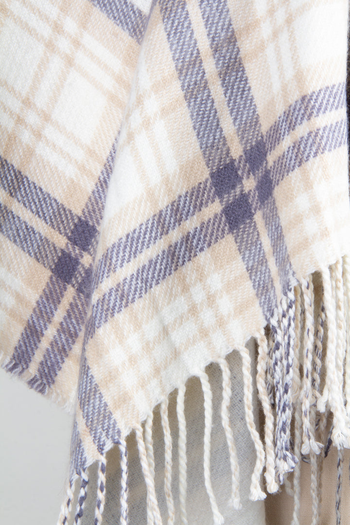 Border Plaid Ruana