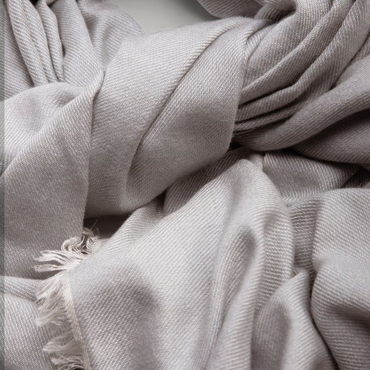 Cashmere Silk Scarf - SAACHI - Gray - Scarf