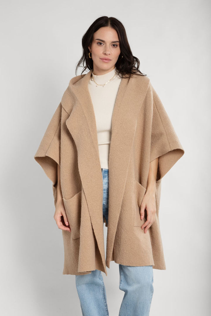 Oversized Hooded Kimono Blanche Dalmond