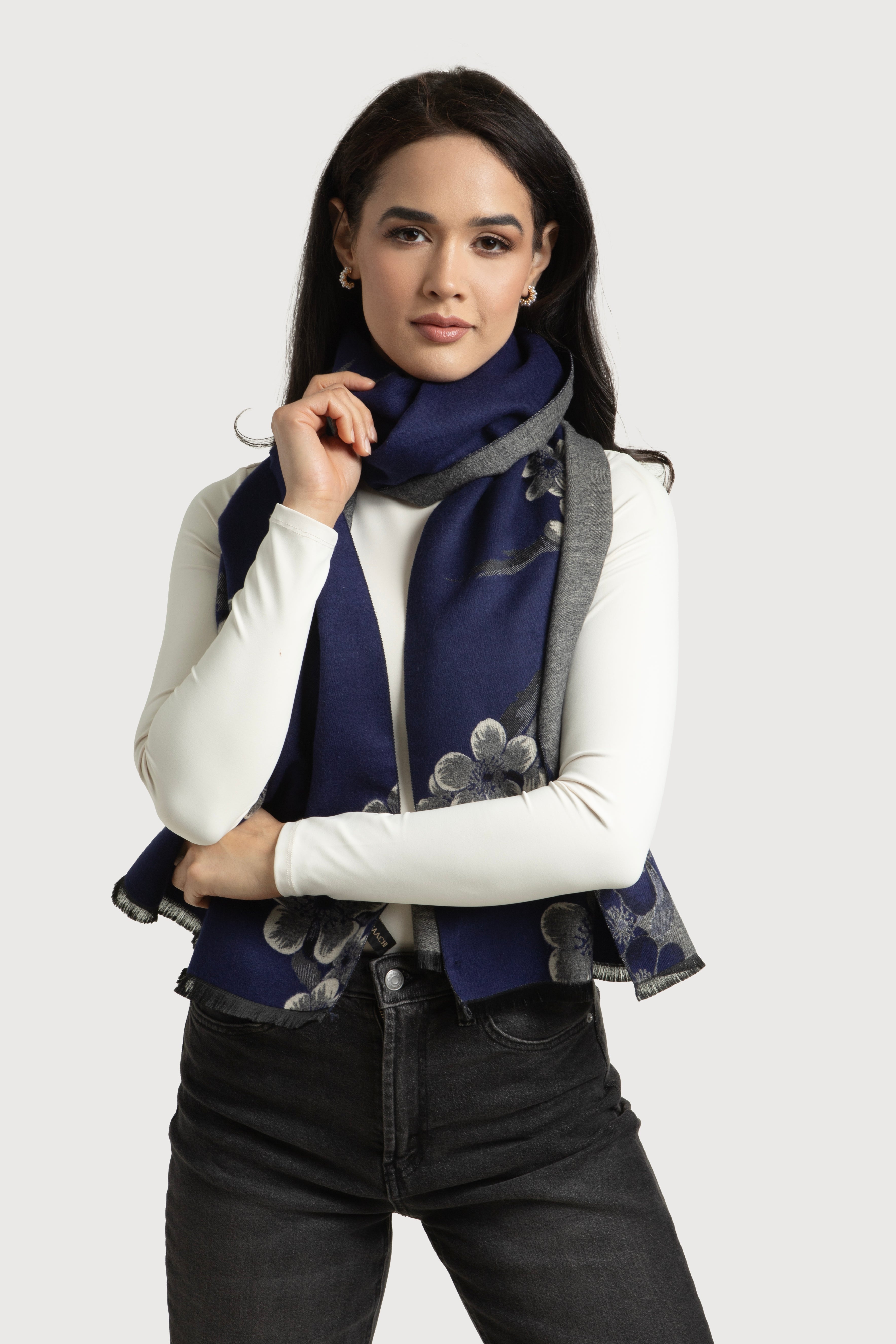 Two Color Floral Reversible Scarf – SAACHI