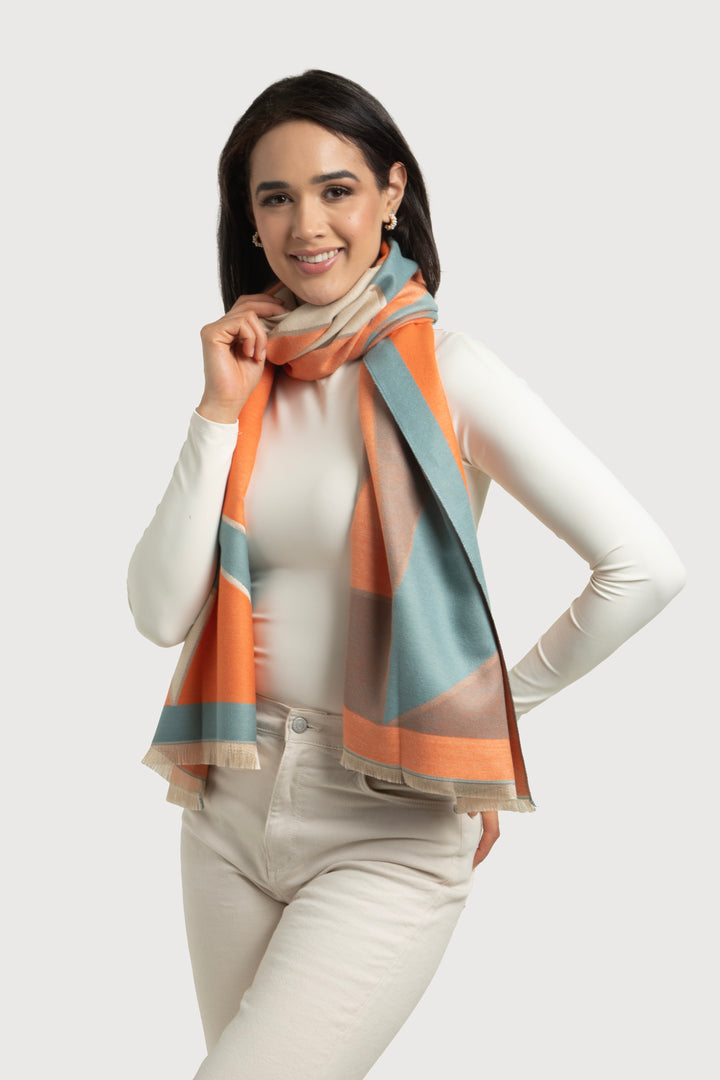 Reversible Geometric Scarf