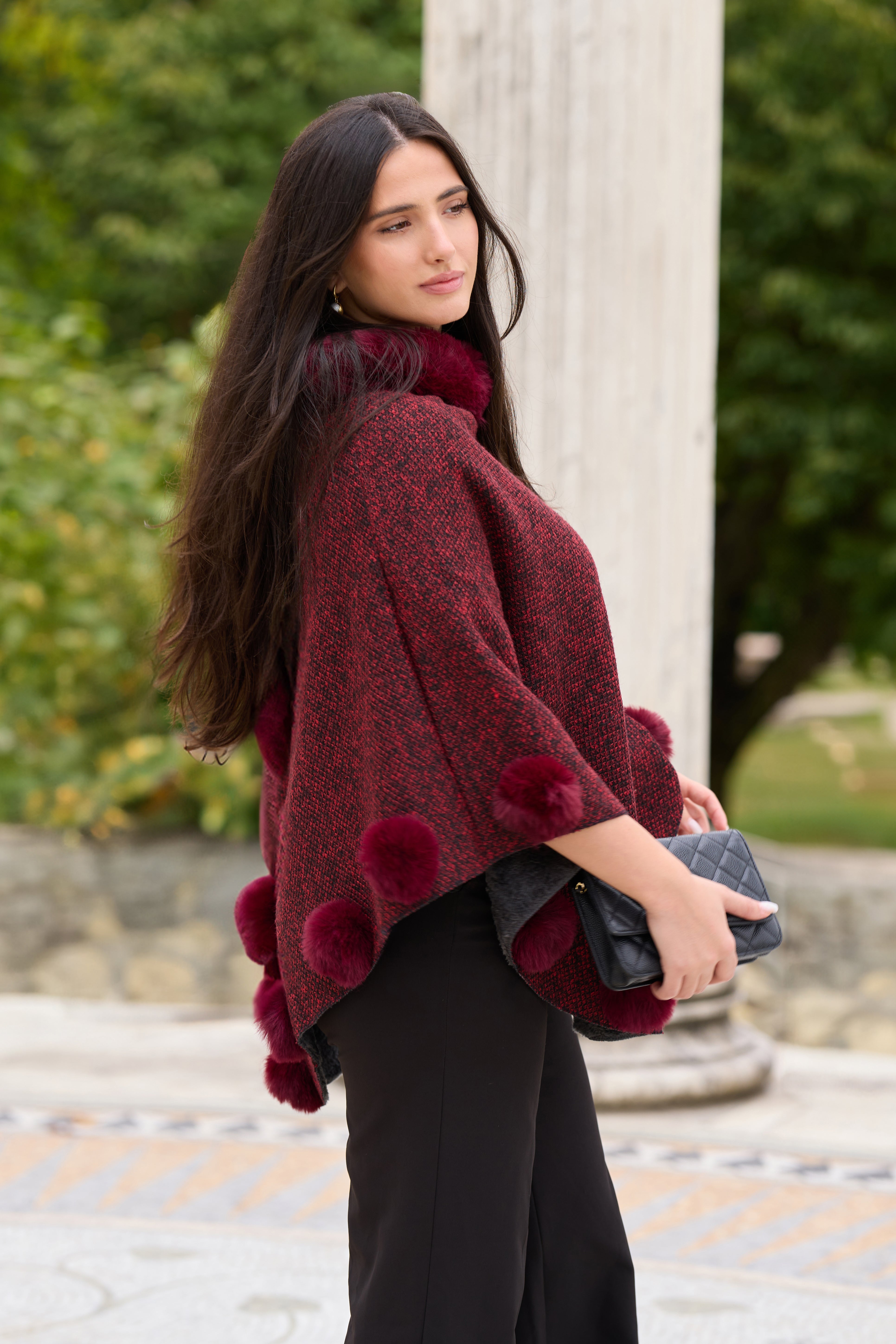 Faux Fur Poncho Pom Pom – SAACHI