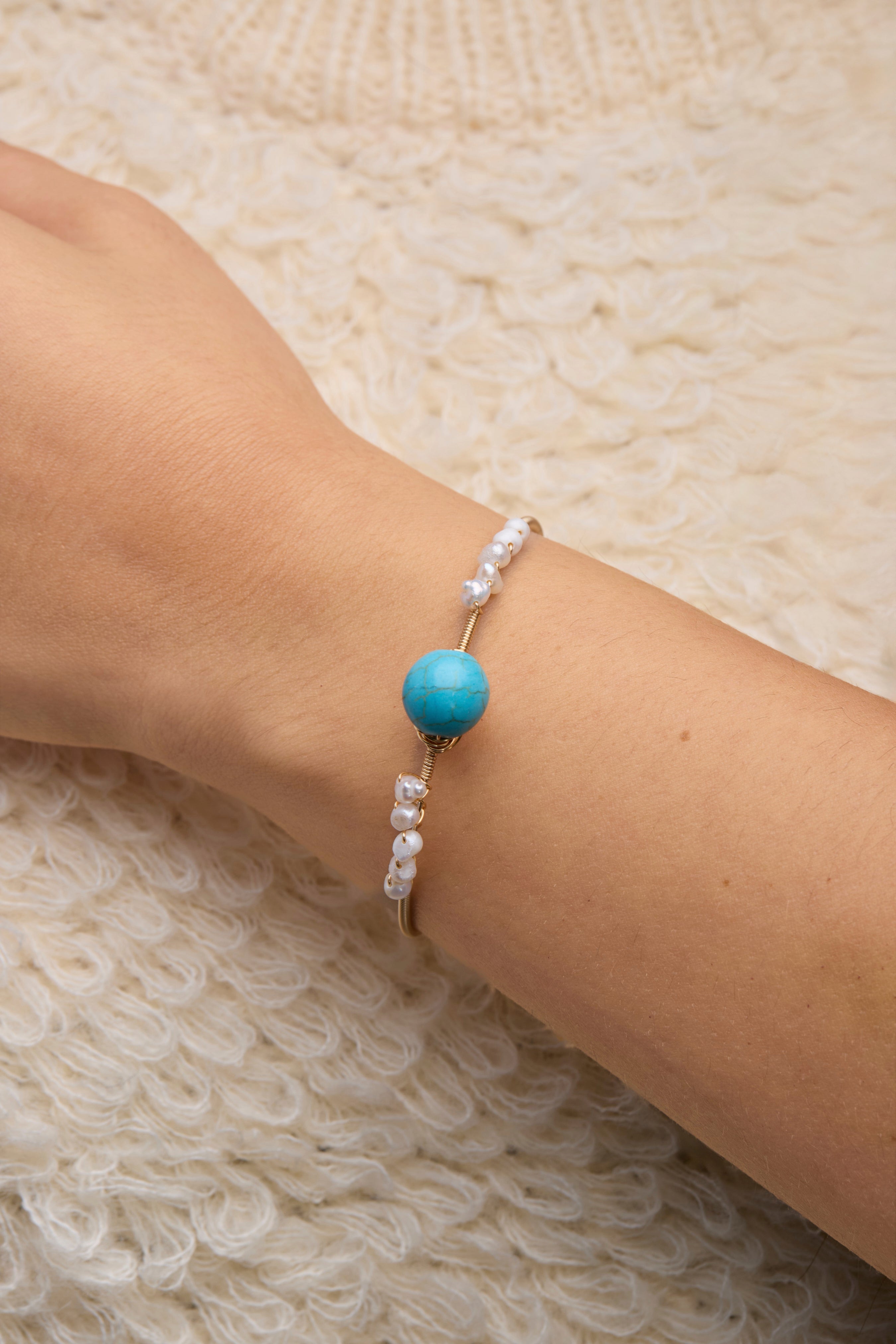 アクセサリー saishify Turquoise Freshwater Pearl Cuff | SAACHI