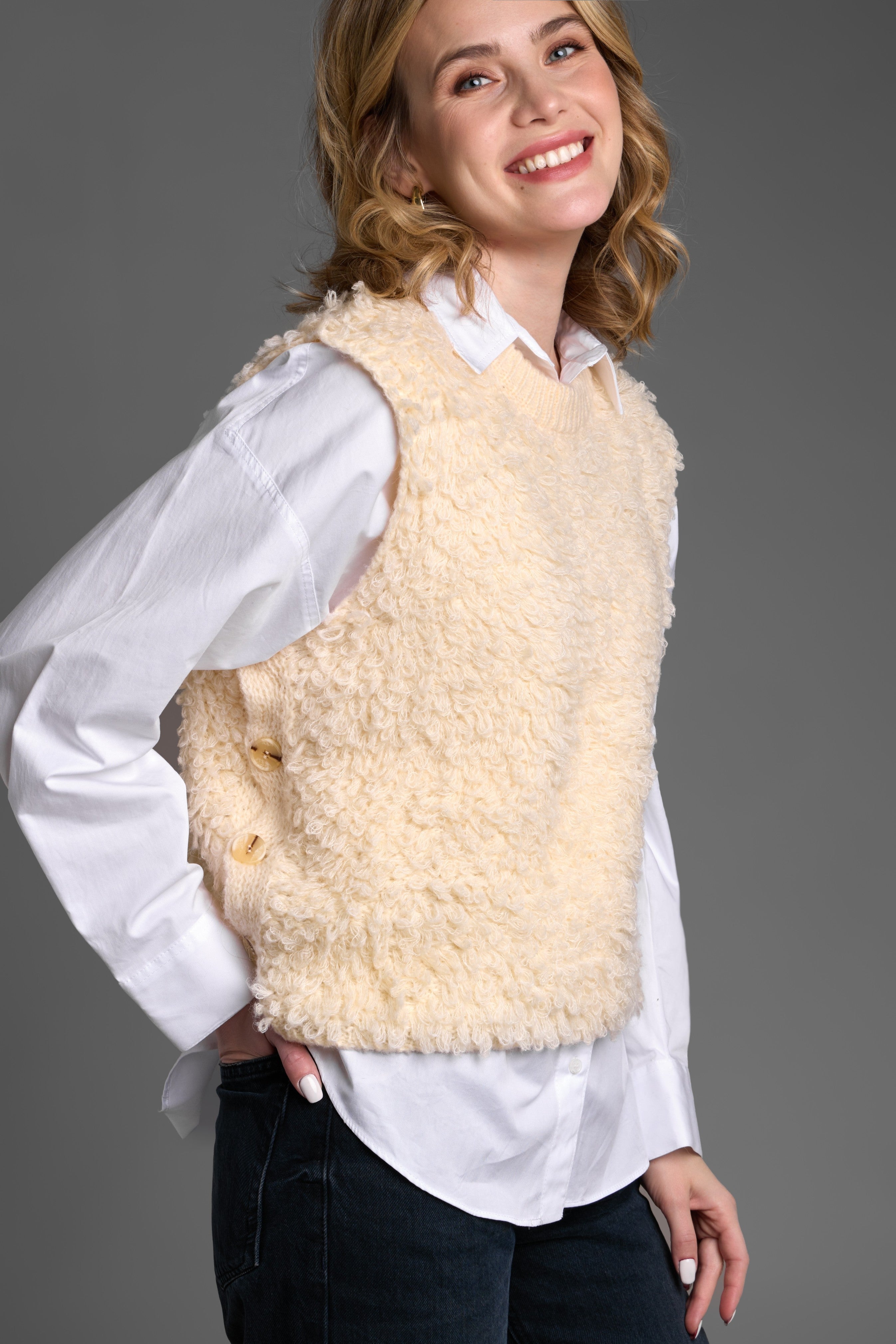 Looped Knit Sweater Vest – SAACHI