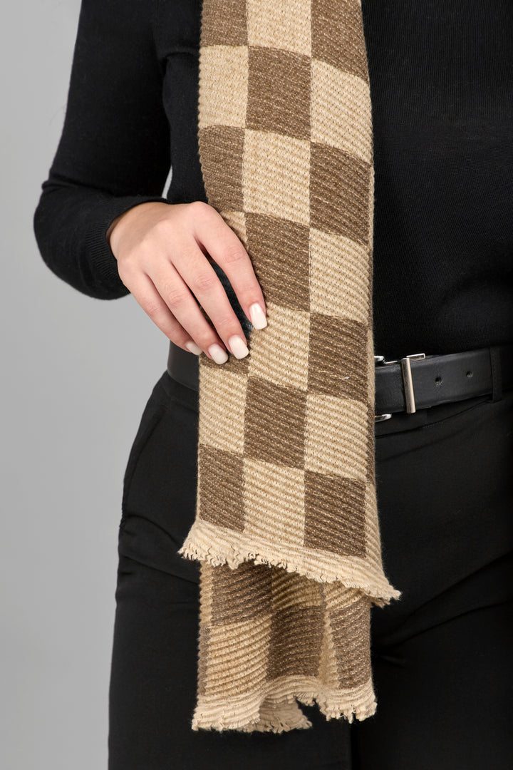 Crinkled Checkered Scarf