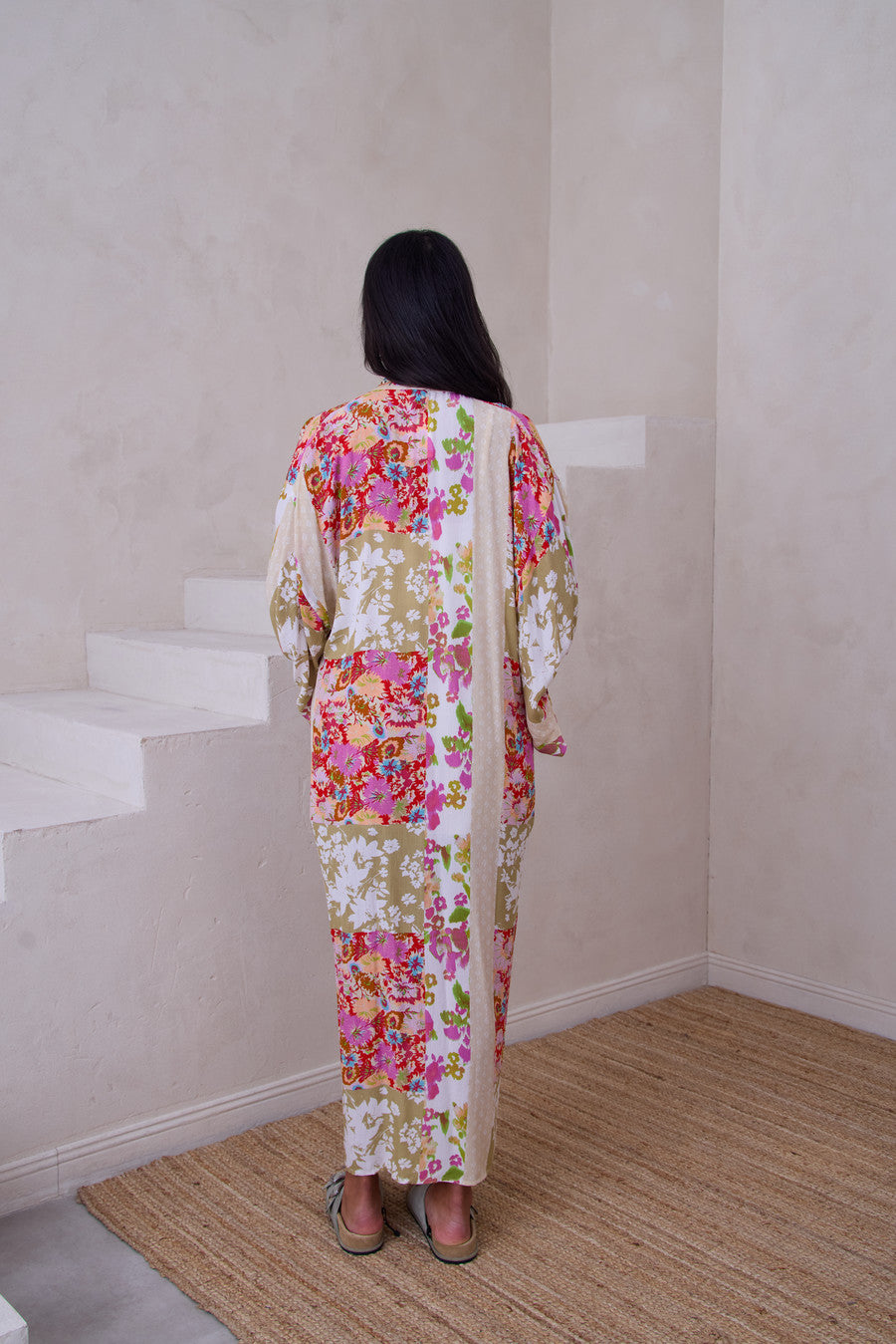 Lace Embroidered Floral Kimono SAACHI Lace Embroidered Floral Kimono SAACHI