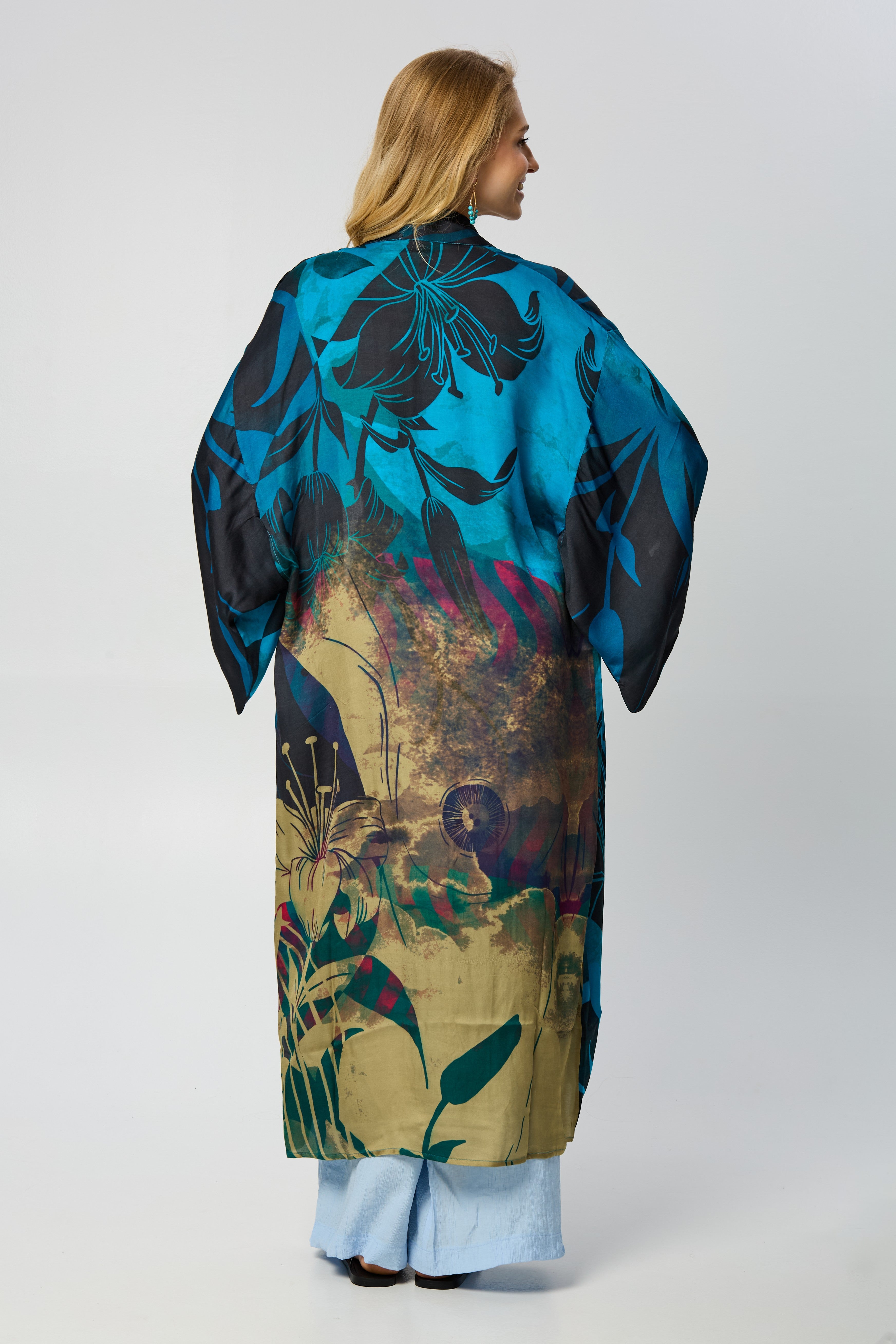 Summer Ulta Kimono Abstract – SAACHI