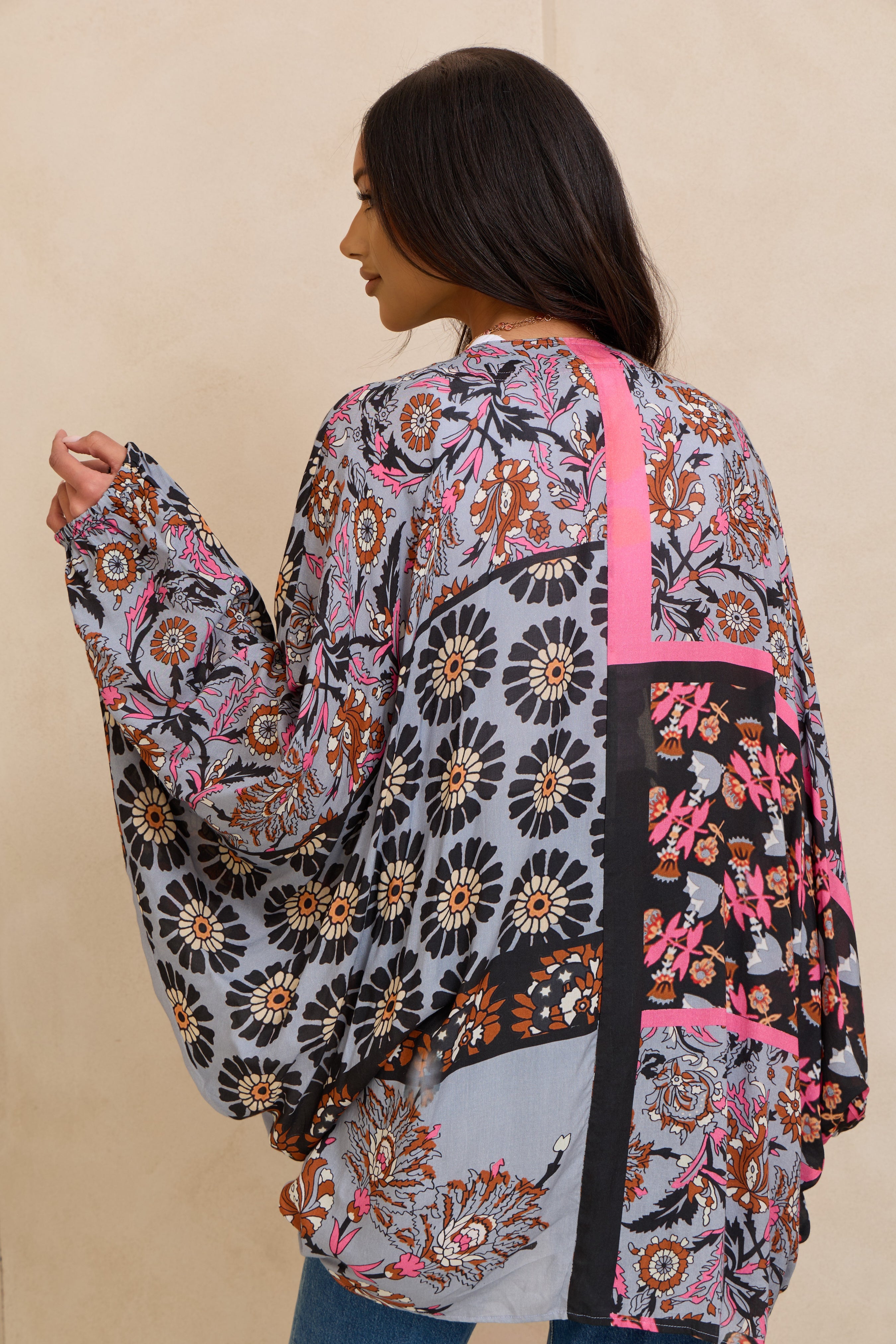 Abstract Floral Short Kimono | SAACHI