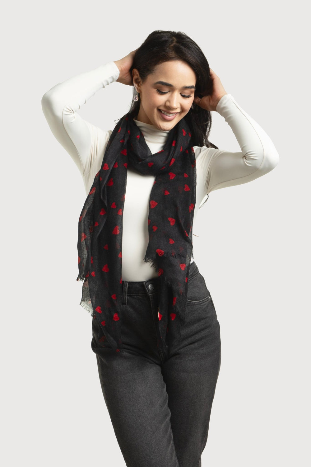 Hearts Wool Scarf Black