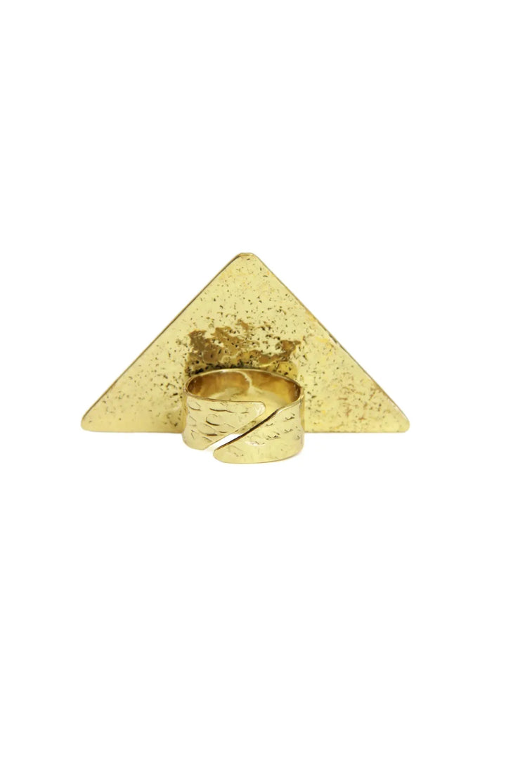 Mystic Rock Crystal Triangle Ring Gold
