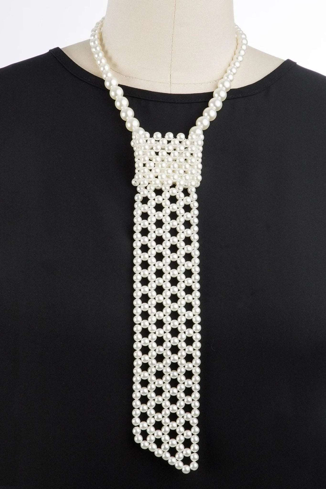 Angled Pearled Neck Tie Necklace White