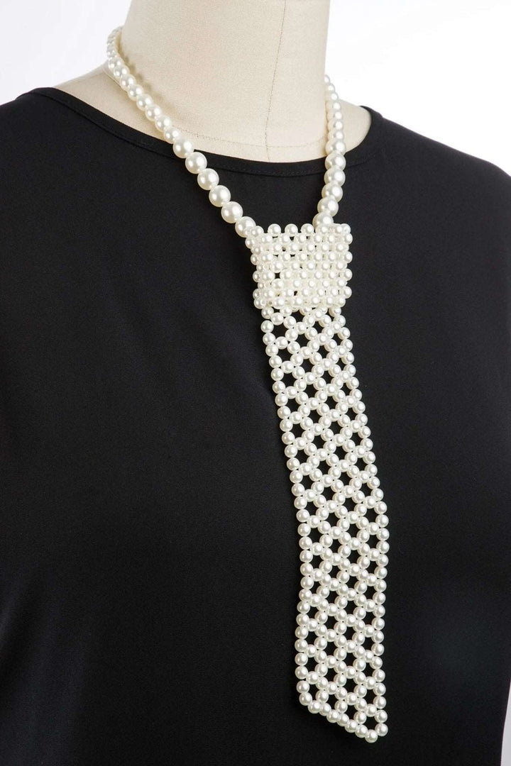 Angled Pearled Neck Tie Necklace White