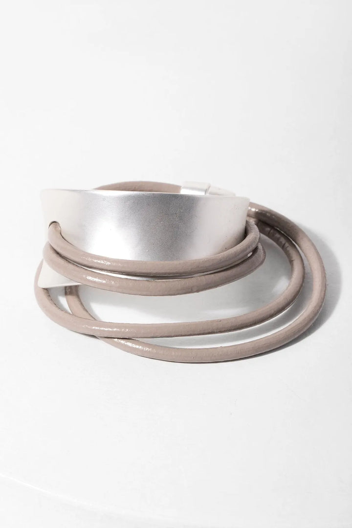 Swish Leather Bracelet Silver