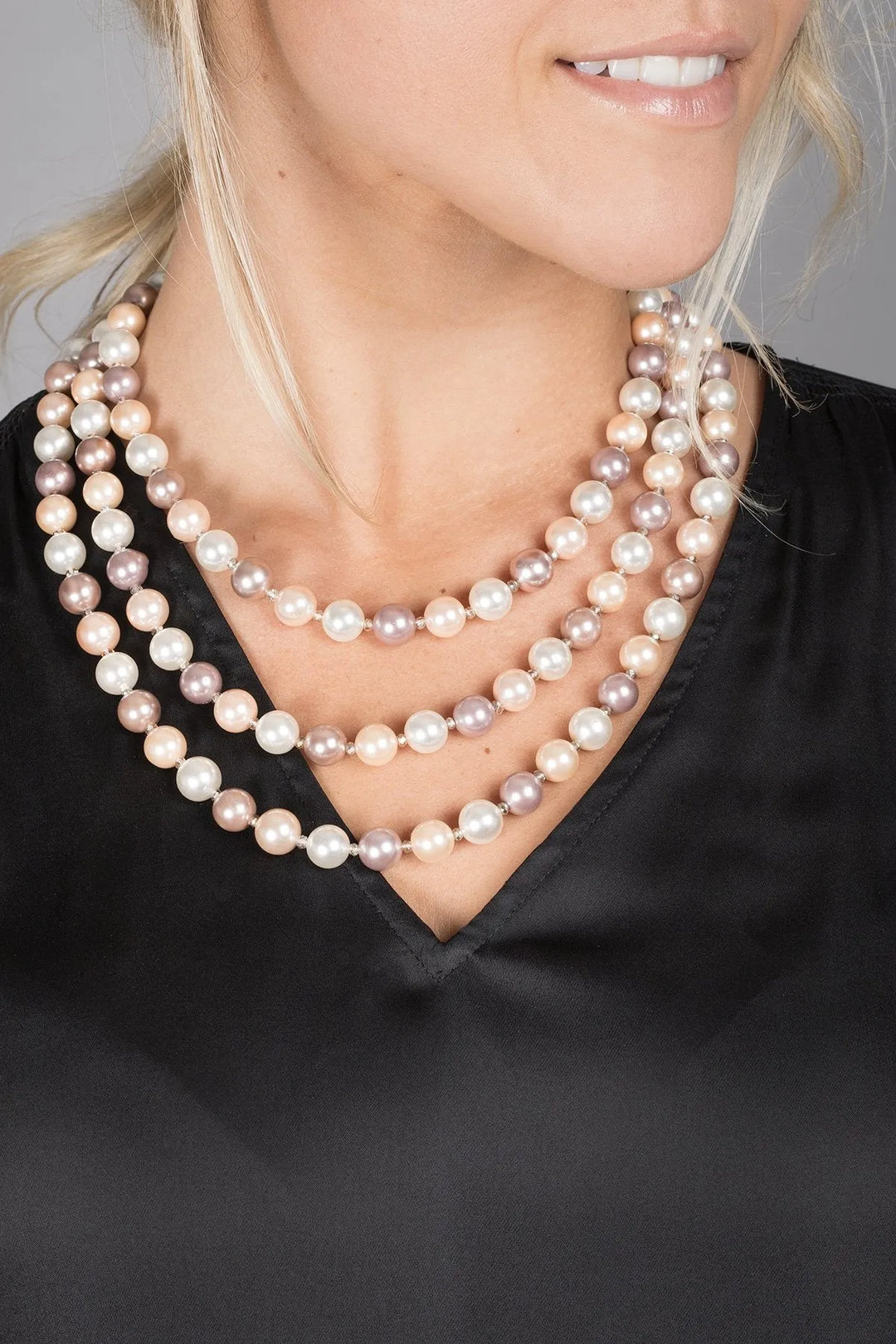Three Layer Pearl Necklace Misty Rose