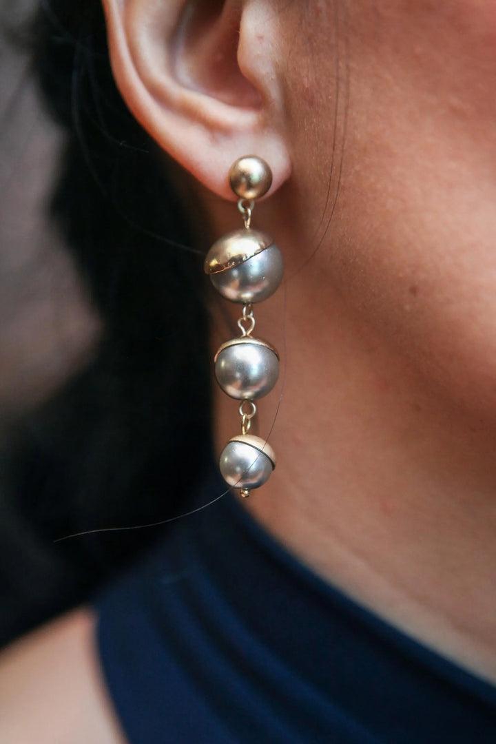 Half Moon Earring Grey