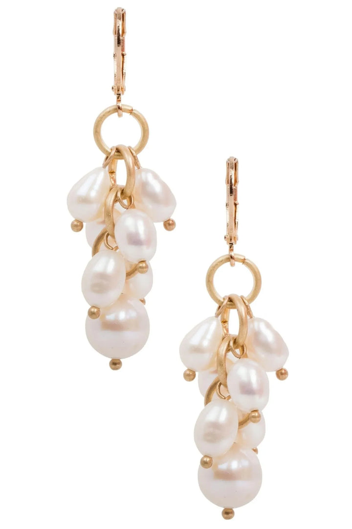 Vineyard Pearl Dangle Earring White